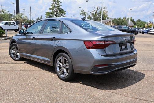 2024 Volkswagen Jetta 1.5T SE