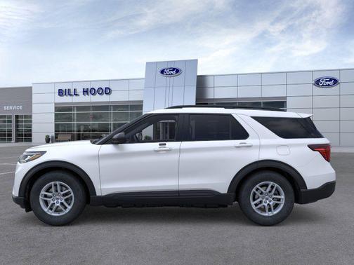 Star White Metallic Tri-Coat 2026 Ford Explorer Active
