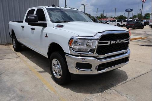 2024 RAM 2500 Tradesman Crew Cab 4x4 8' Box