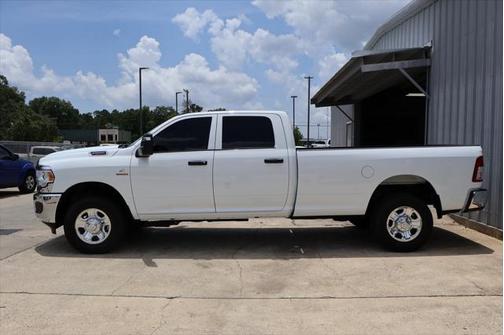 2024 RAM 2500 Tradesman Crew Cab 4x4 8' Box
