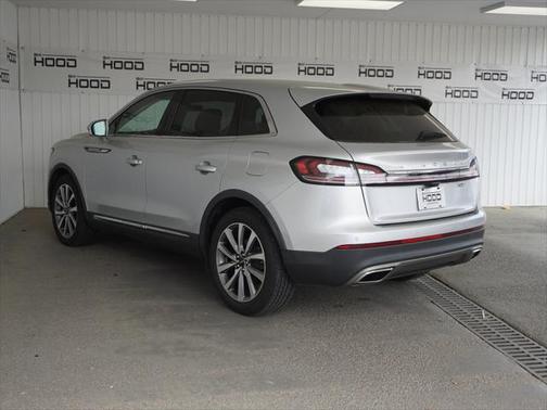2019 Lincoln Nautilus Select