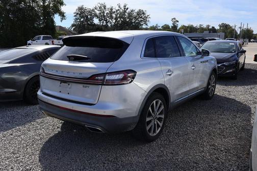 2019 Lincoln Nautilus Select