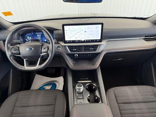 Black Metallic 2025 Ford Explorer ST-Line