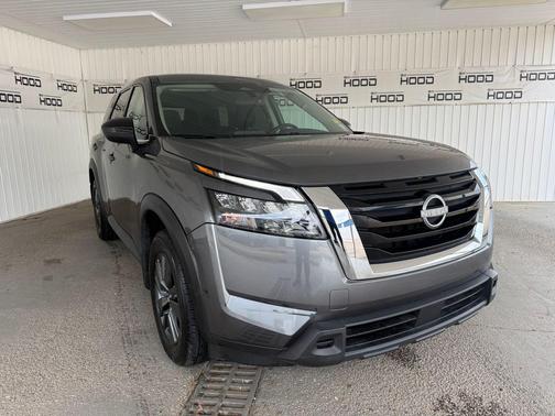 Gun Metallic 2023 Nissan Pathfinder S FWD