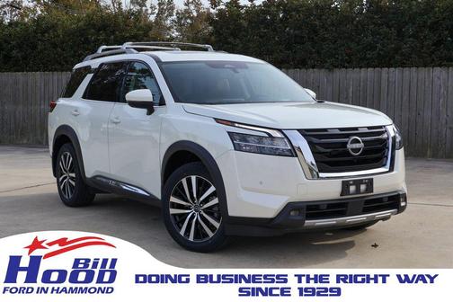2023 Nissan Pathfinder Platinum 4WD