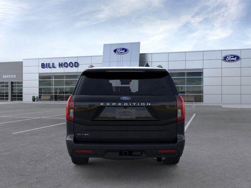 Agate Black Metallic 2026 Ford Expedition Active
