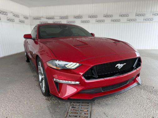 Rapid Red Metallic Tinted Clearcoat 2022 Ford Mustang GT Premium