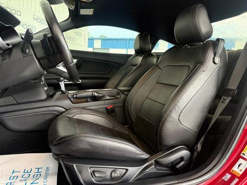 Rapid Red Metallic Tinted Clearcoat 2022 Ford Mustang GT Premium