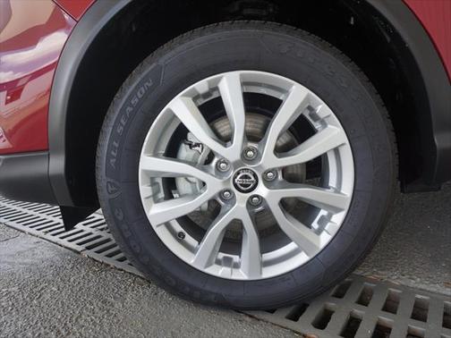 2021 Nissan Rogue Sport S