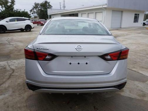 2021 Nissan Altima S FWD
