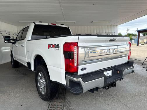 Star White Metallic Tri-Coat 2023 Ford F-250 King Ranch