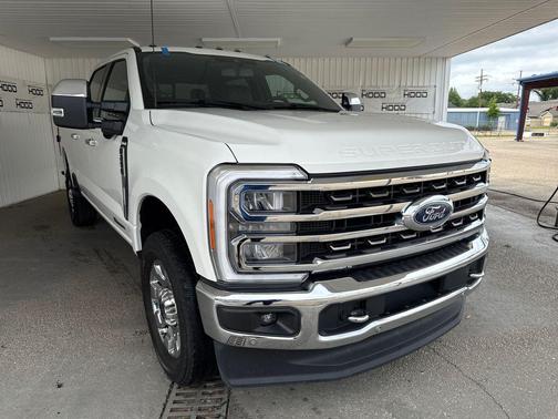 Star White Metallic Tri-Coat 2023 Ford F-250 King Ranch