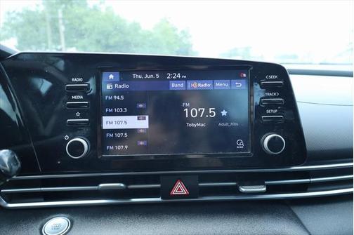 2021 Hyundai ELANTRA SEL