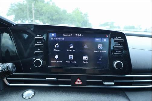 2021 Hyundai ELANTRA SEL