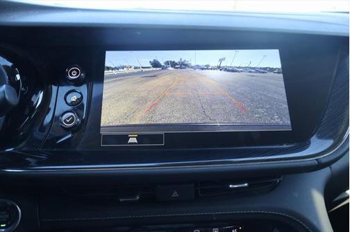 2023 Buick Envision Essence FWD