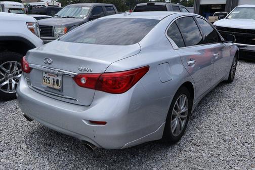 2015 INFINITI Q50 Base