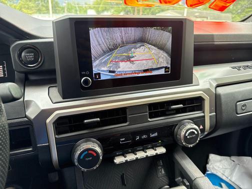 Ice Cap 2024 Toyota Tacoma SR5