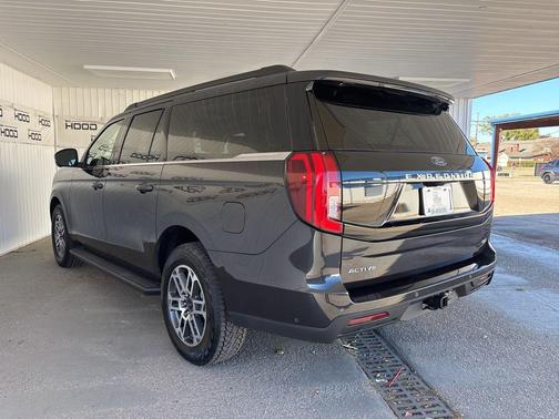 2025 Ford Expedition Max Active 4x4