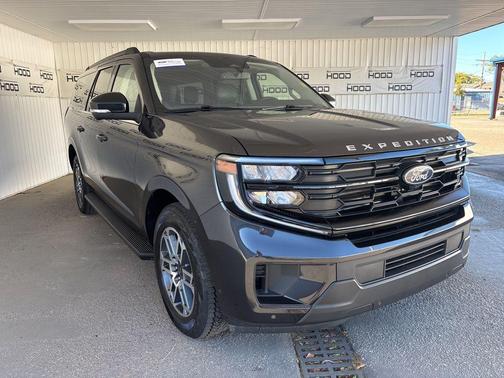 2025 Ford Expedition Max Active 4x4