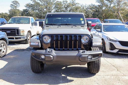 2021 Jeep Gladiator Willys 4x4