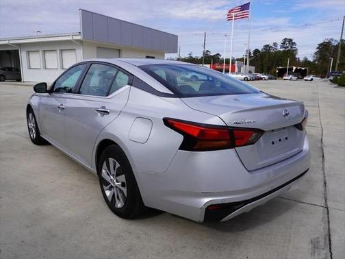 2021 Nissan Altima S FWD