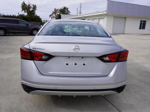 2021 Nissan Altima S FWD