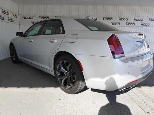 2023 Chrysler 300 S