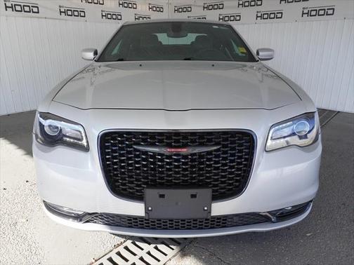 2023 Chrysler 300 S