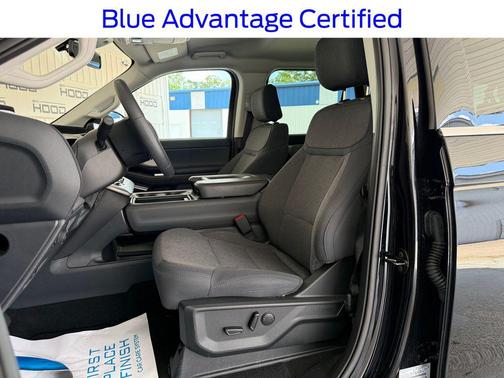 AGATE BLACK METALLIC 2025 Ford Expedition ACTIVE