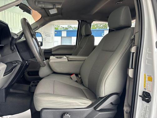 Oxford White 2019 Ford F-250 XL