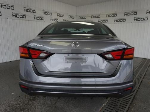 2022 Nissan Altima S FWD