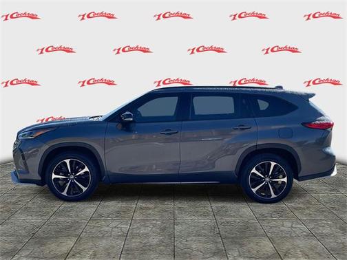 2022 Toyota Highlander XSE