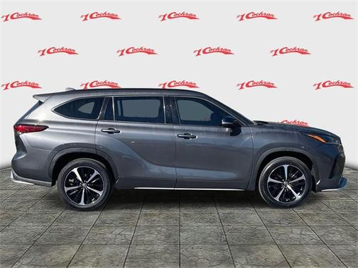 2022 Toyota Highlander XSE