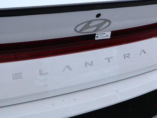 2025 Hyundai ELANTRA Sport