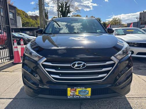 2018 Hyundai TUCSON SE