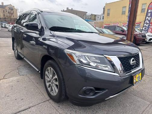 2014 Nissan Pathfinder S