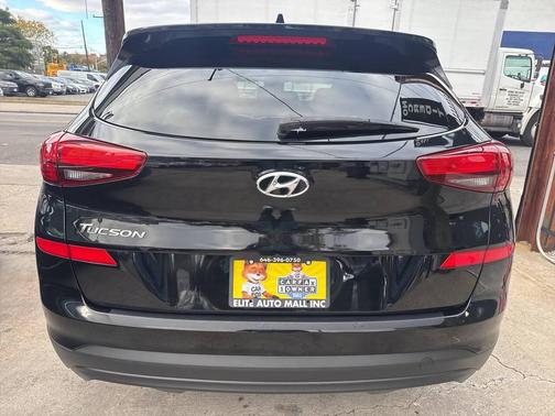 2019 Hyundai TUCSON SE