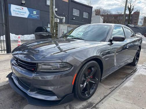 2017 Dodge Charger R/T