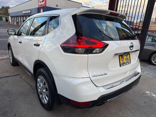 2020 Nissan Rogue S