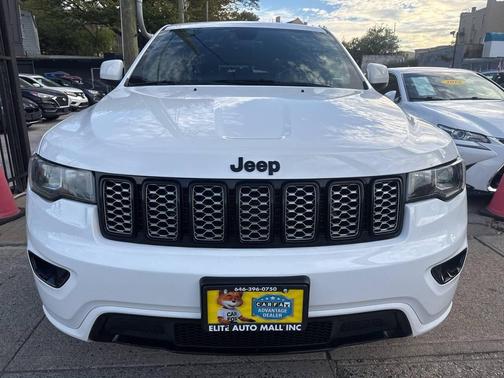 2017 Jeep Grand Cherokee Altitude