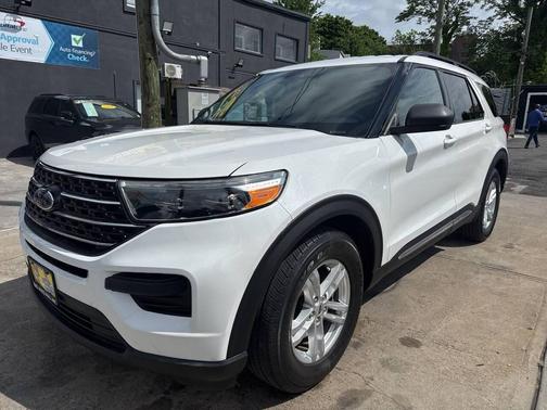 Star White Metallic Tri-Coat 2020 Ford Explorer XLT