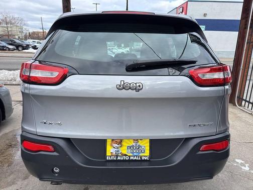2014 Jeep Cherokee Sport