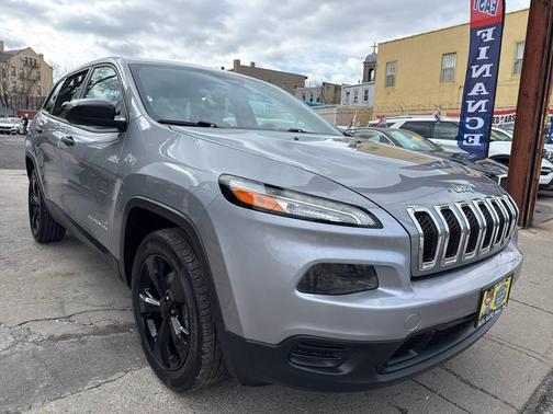 2014 Jeep Cherokee Sport