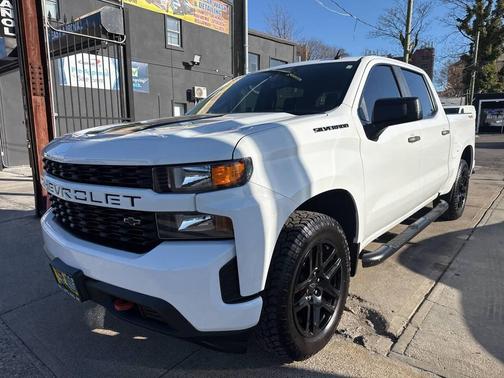 2020 Chevrolet Silverado 1500 Custom