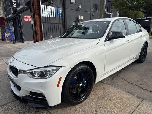 2018 BMW 330 xDrive