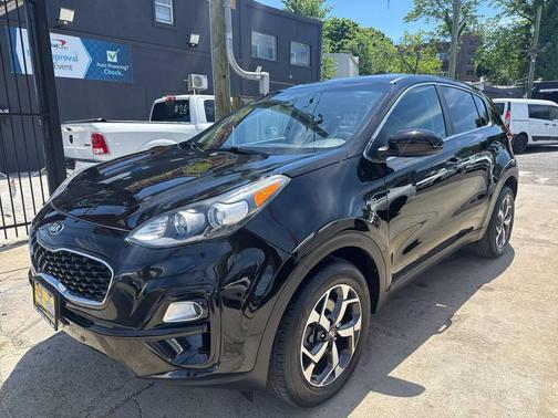 Black Cherry Pearl 2020 Kia Sportage LX
