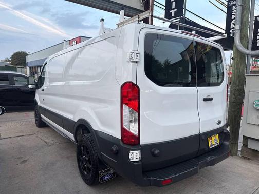 2017 Ford Transit-250 Base