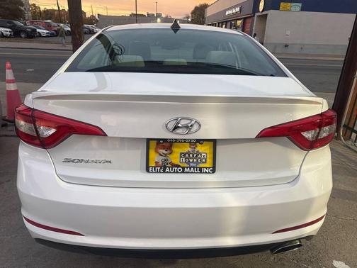 2016 Hyundai SONATA SE