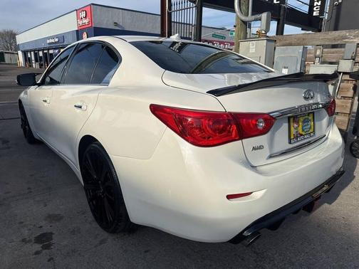 2017 INFINITI Q50 3.0t Signature Edition