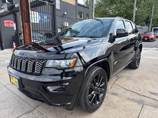 2018 Jeep Grand Cherokee Altitude